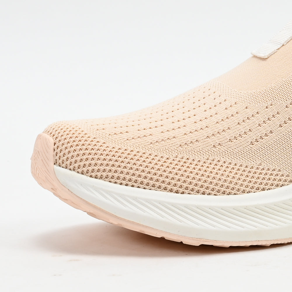PEAK FOOTWEAR