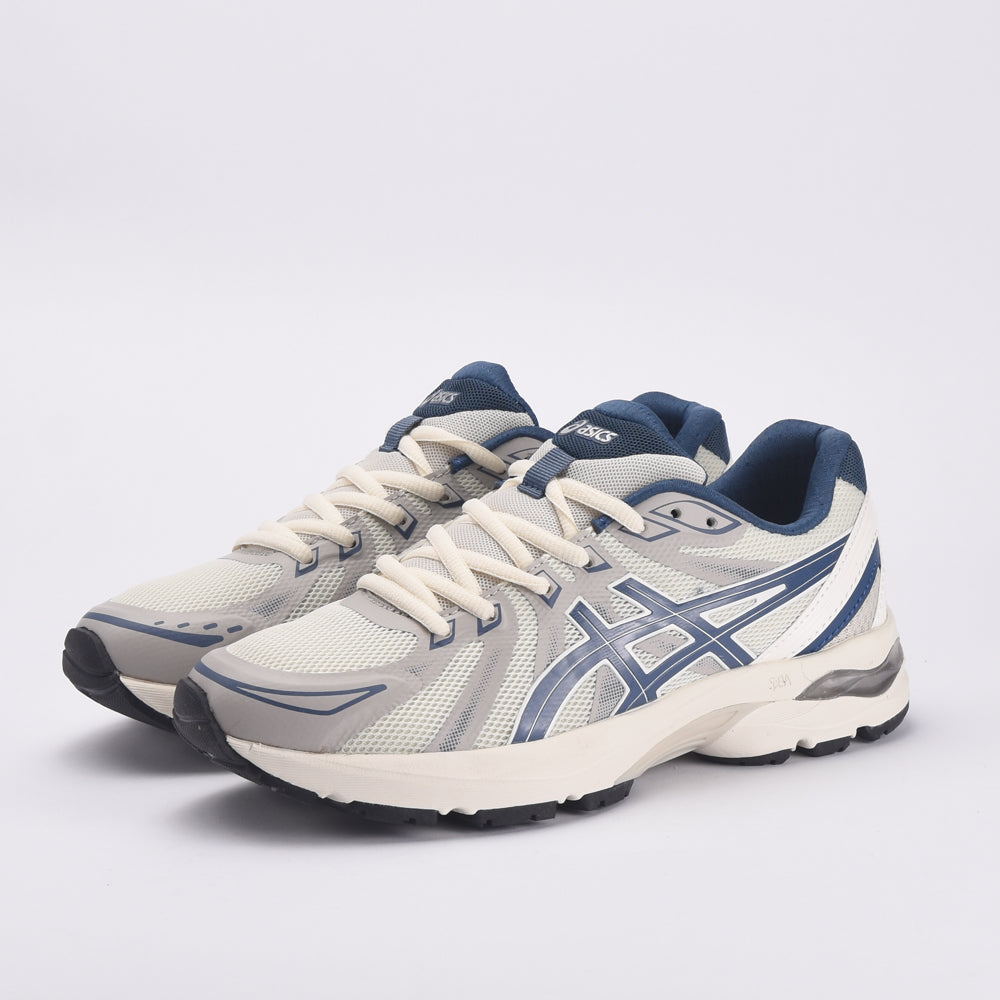 ASICS GEL FLUX CN