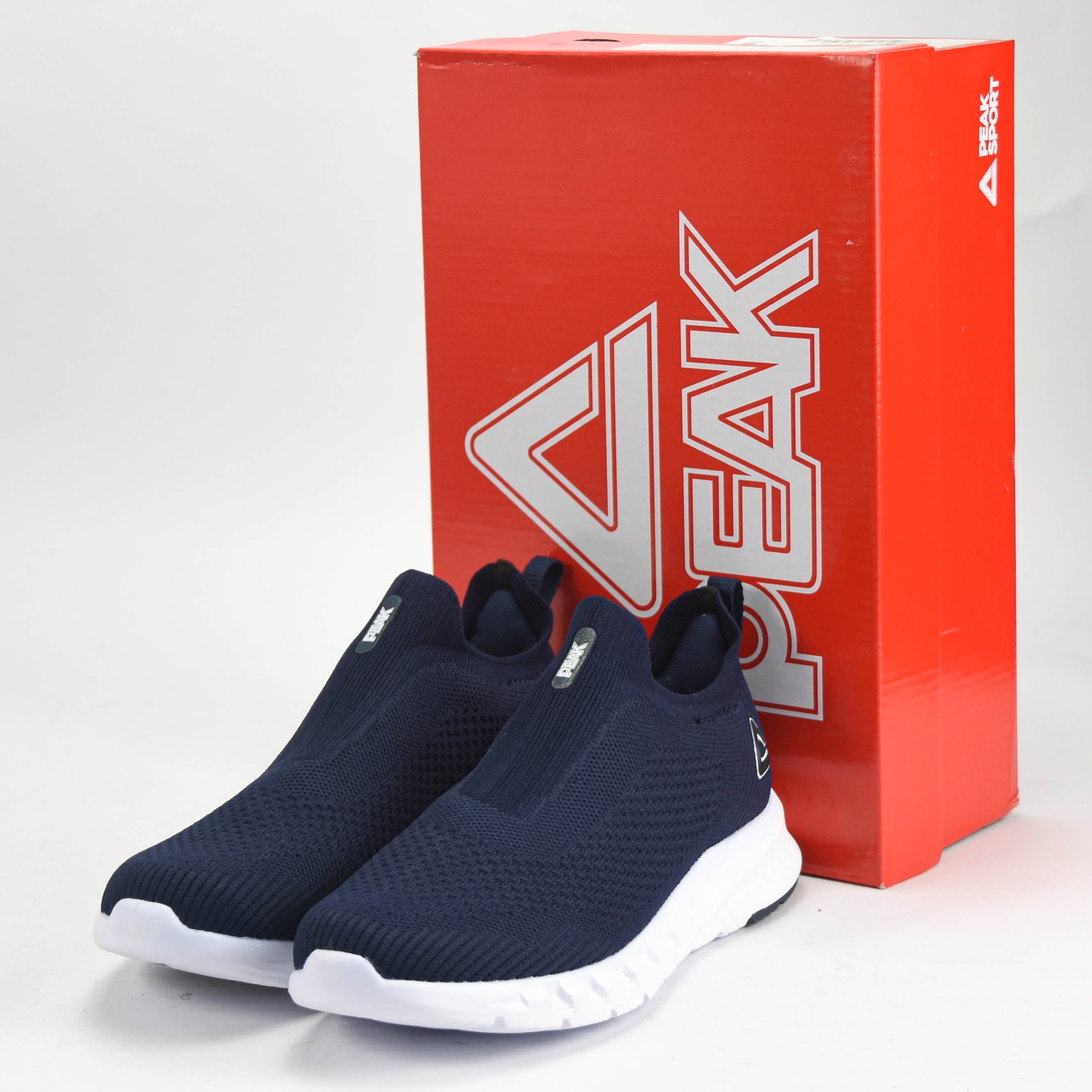 PEAK SHOES