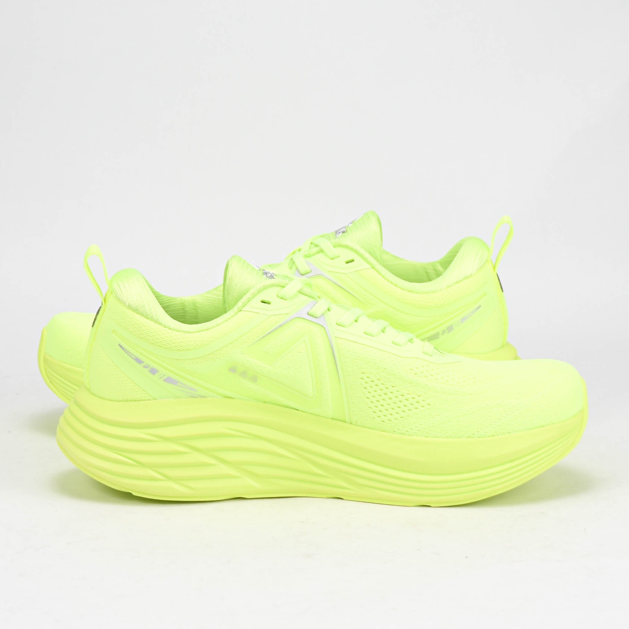 PEAK SHOES