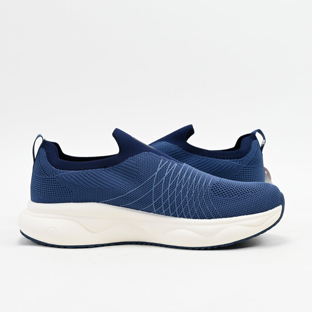 PEAK FOOTWEAR