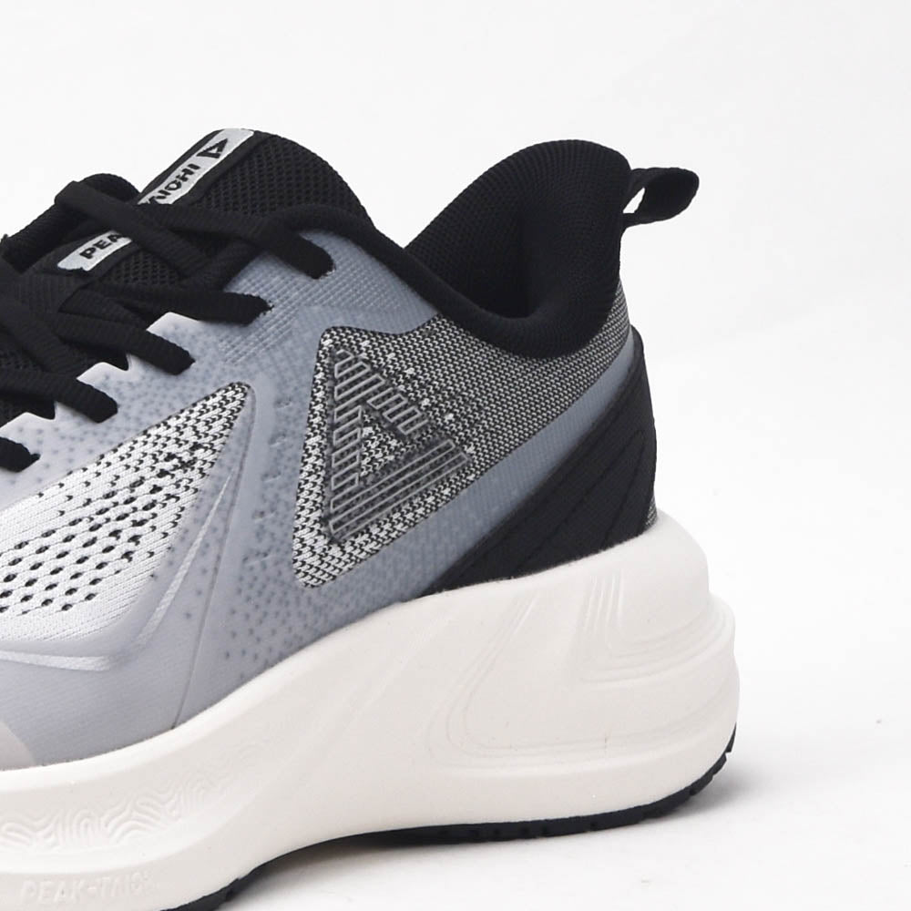 PEAK RUNNING SHOES