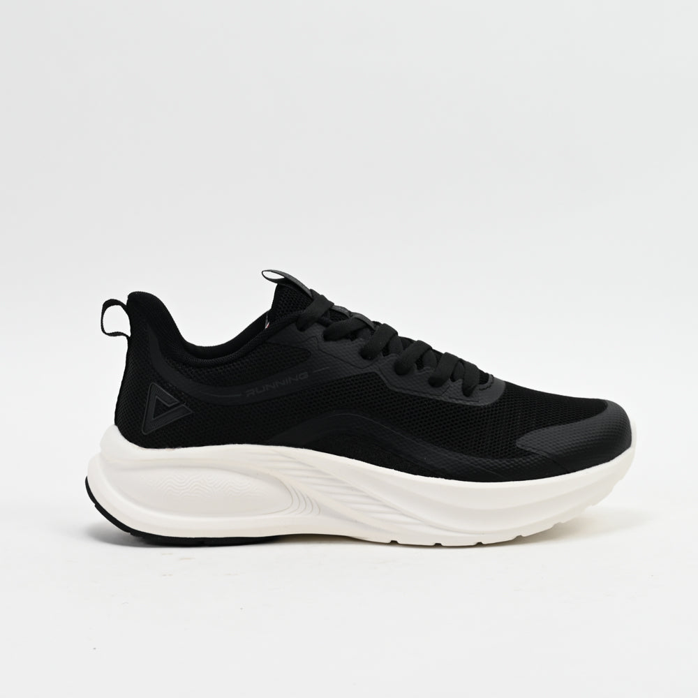 PEAK FOOTWEAR