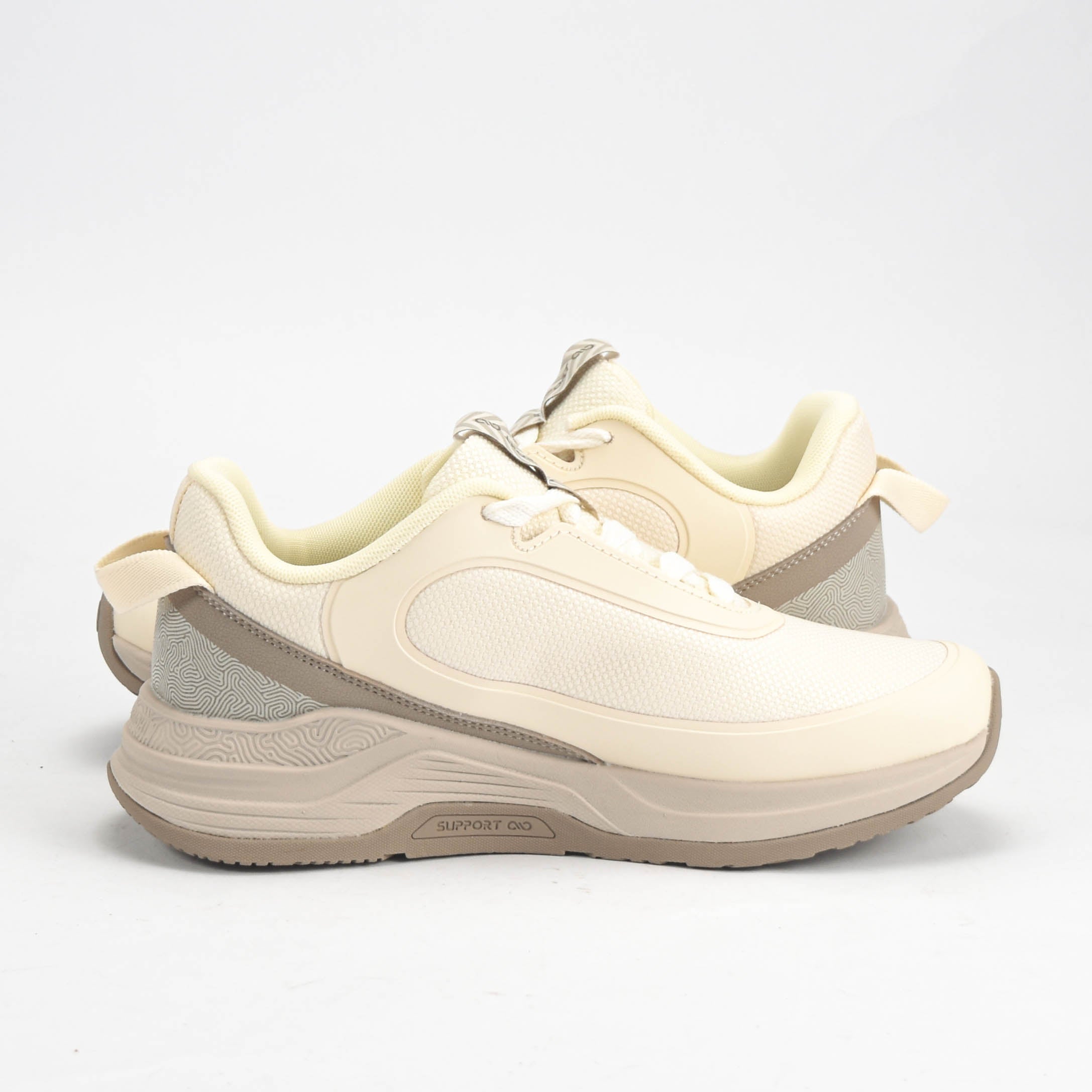 PEAK SHOES