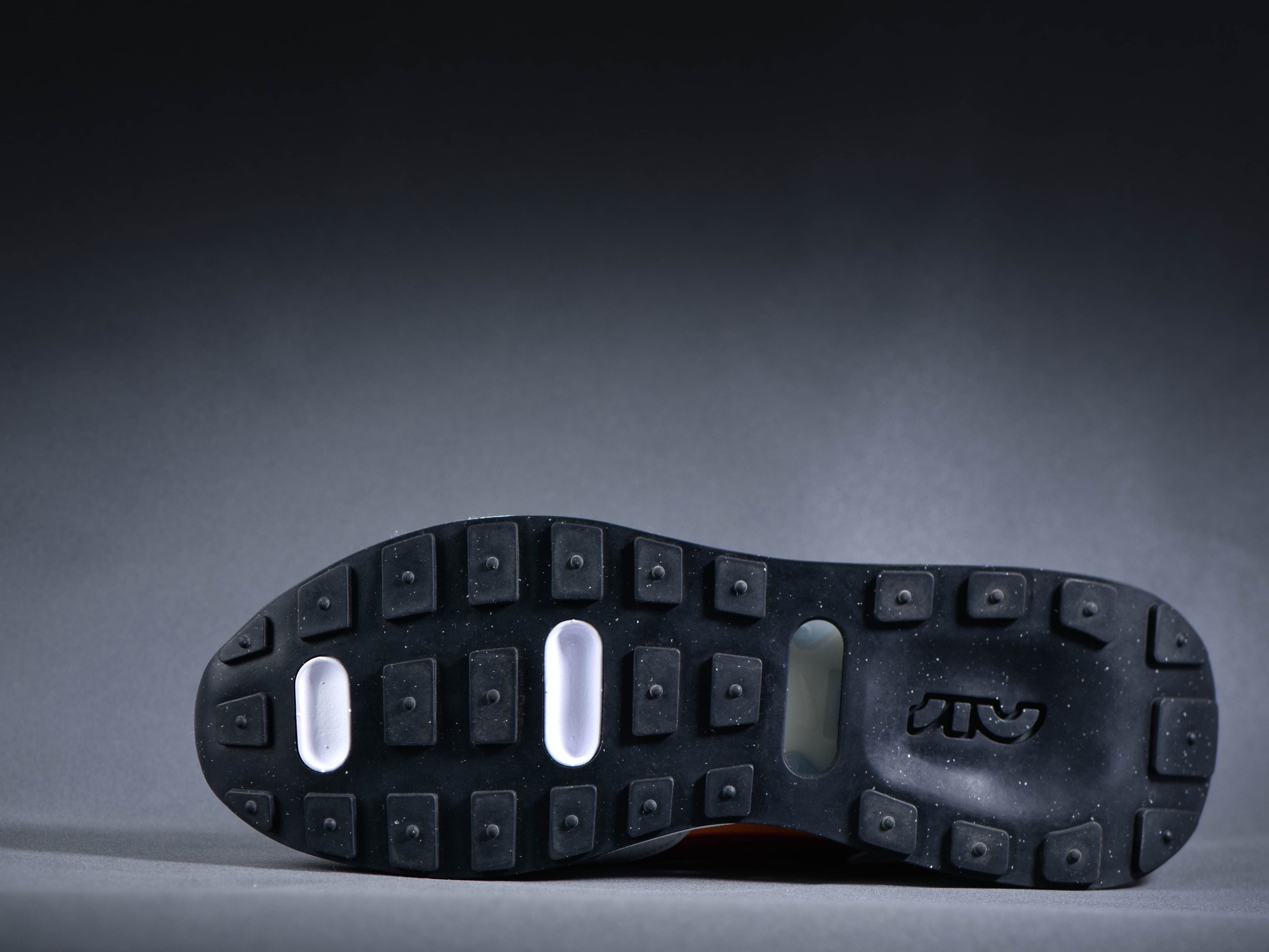 Nike Air Max Pre-DayDC9402-800