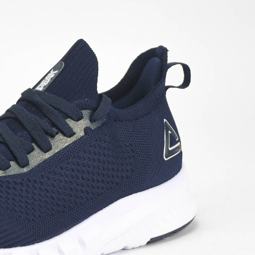 PEAK SHOES