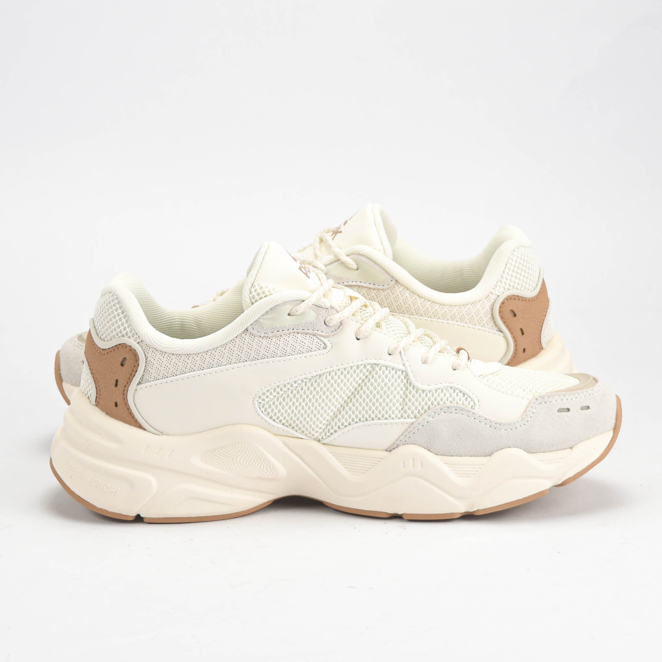 PEAK SHOES