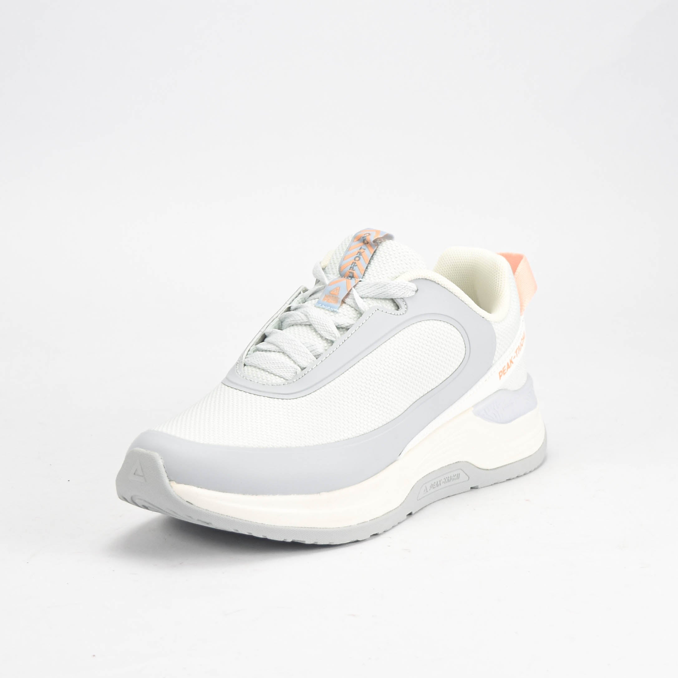 PEAK SHOES