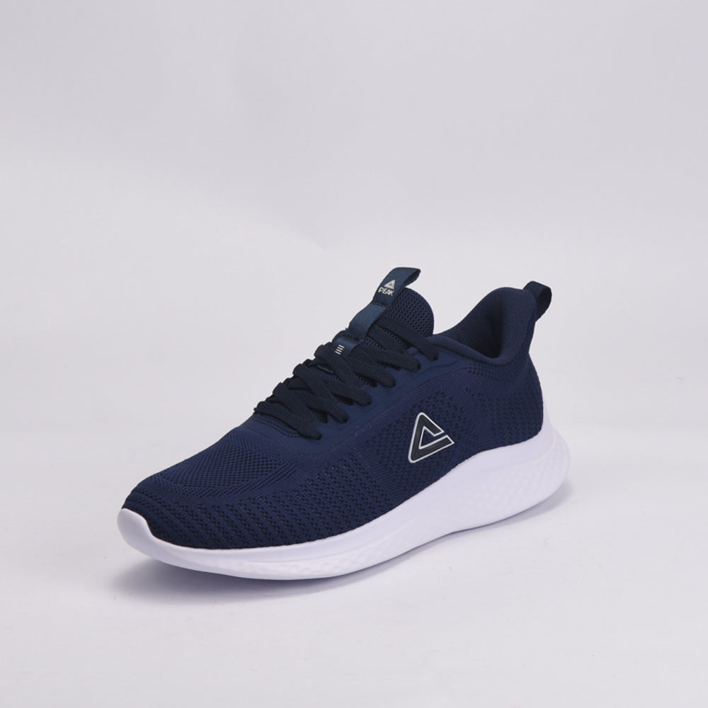 PEAK FOOTWEAR