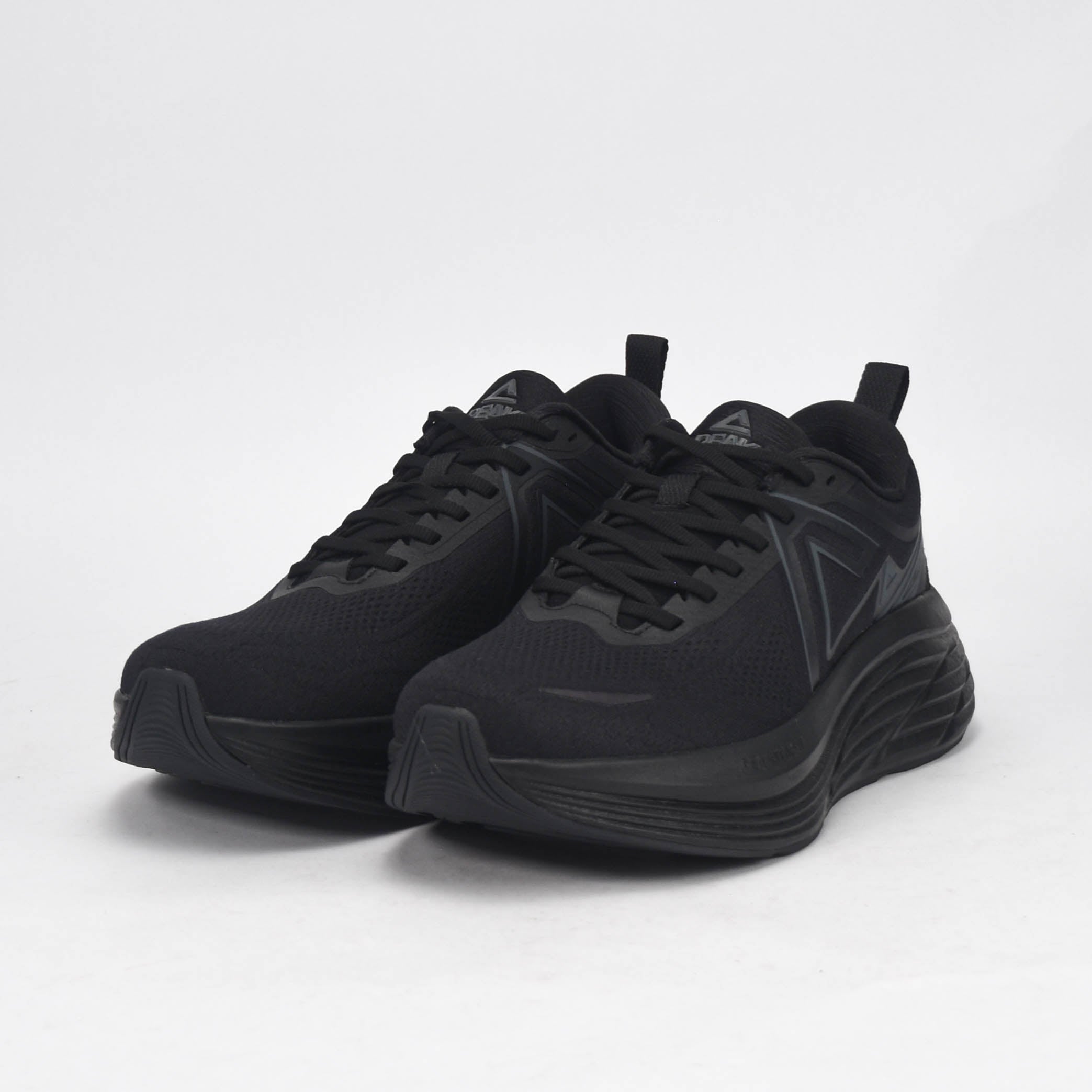 PEAK SHOES