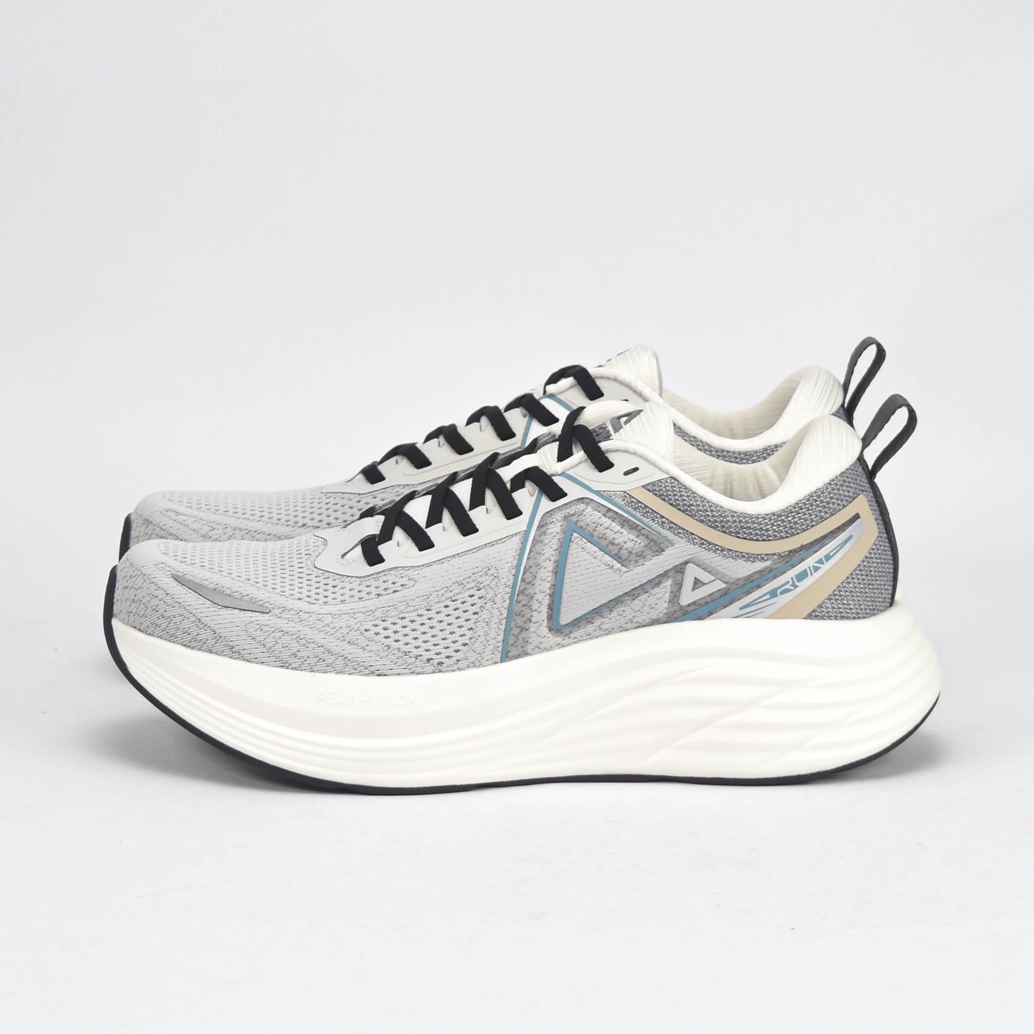PEAK SHOES