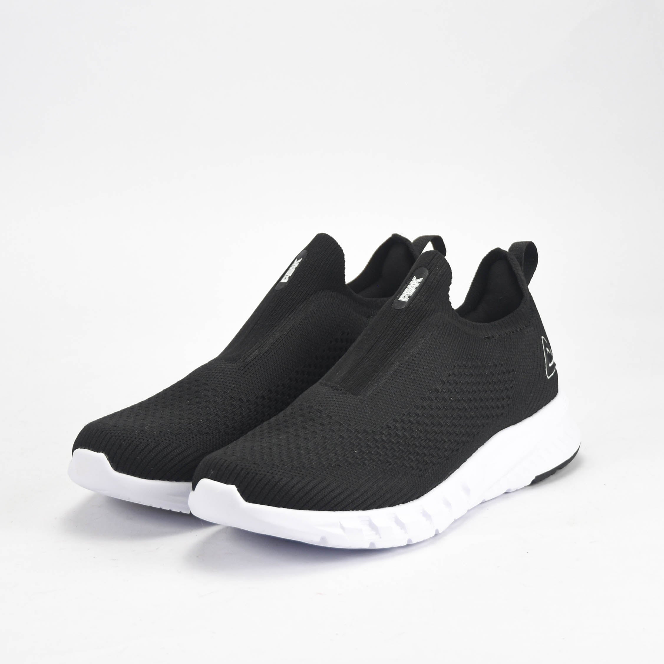 PEAK SHOES