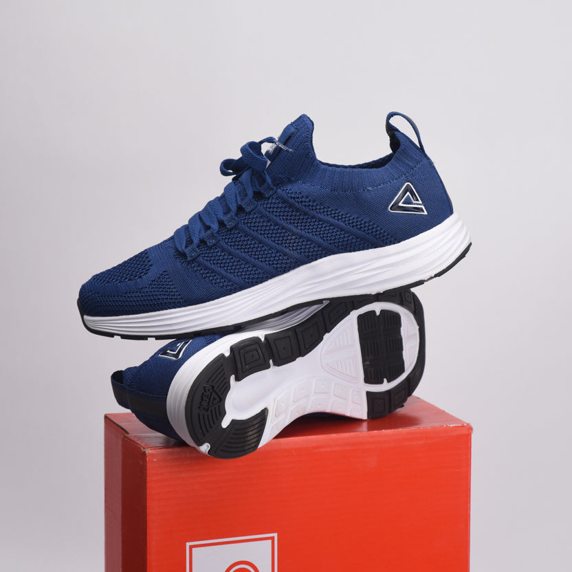 PEAK FOOTWEAR