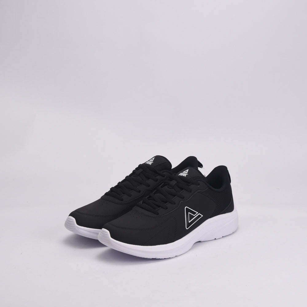 PEAK FOOTWEAR