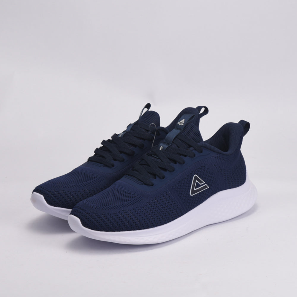 PEAK FOOTWEAR