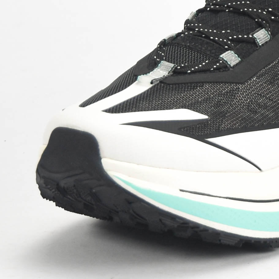 PEAK SHOES