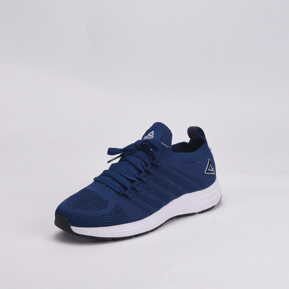 PEAK FOOTWEAR