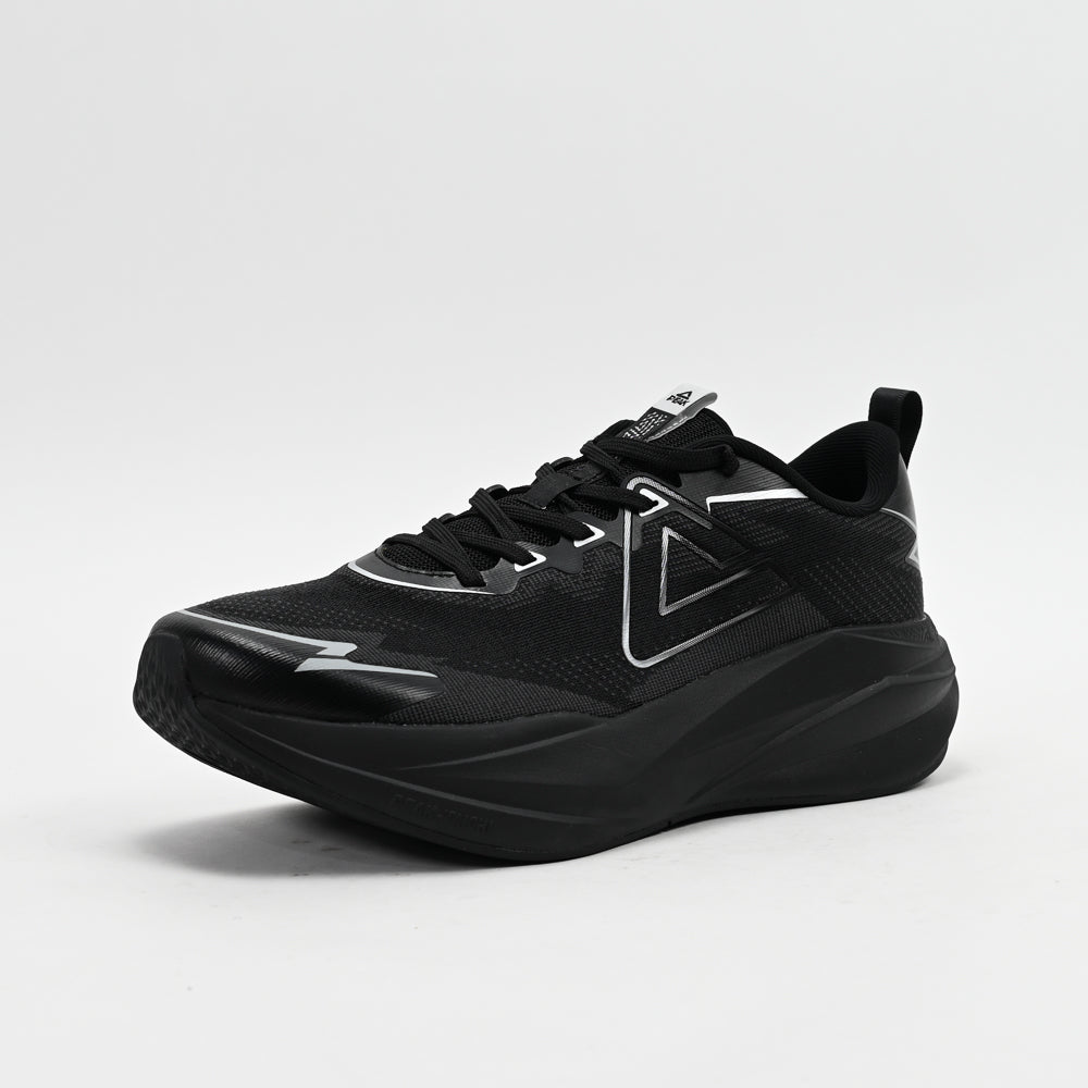 PEAK FOOTWEAR