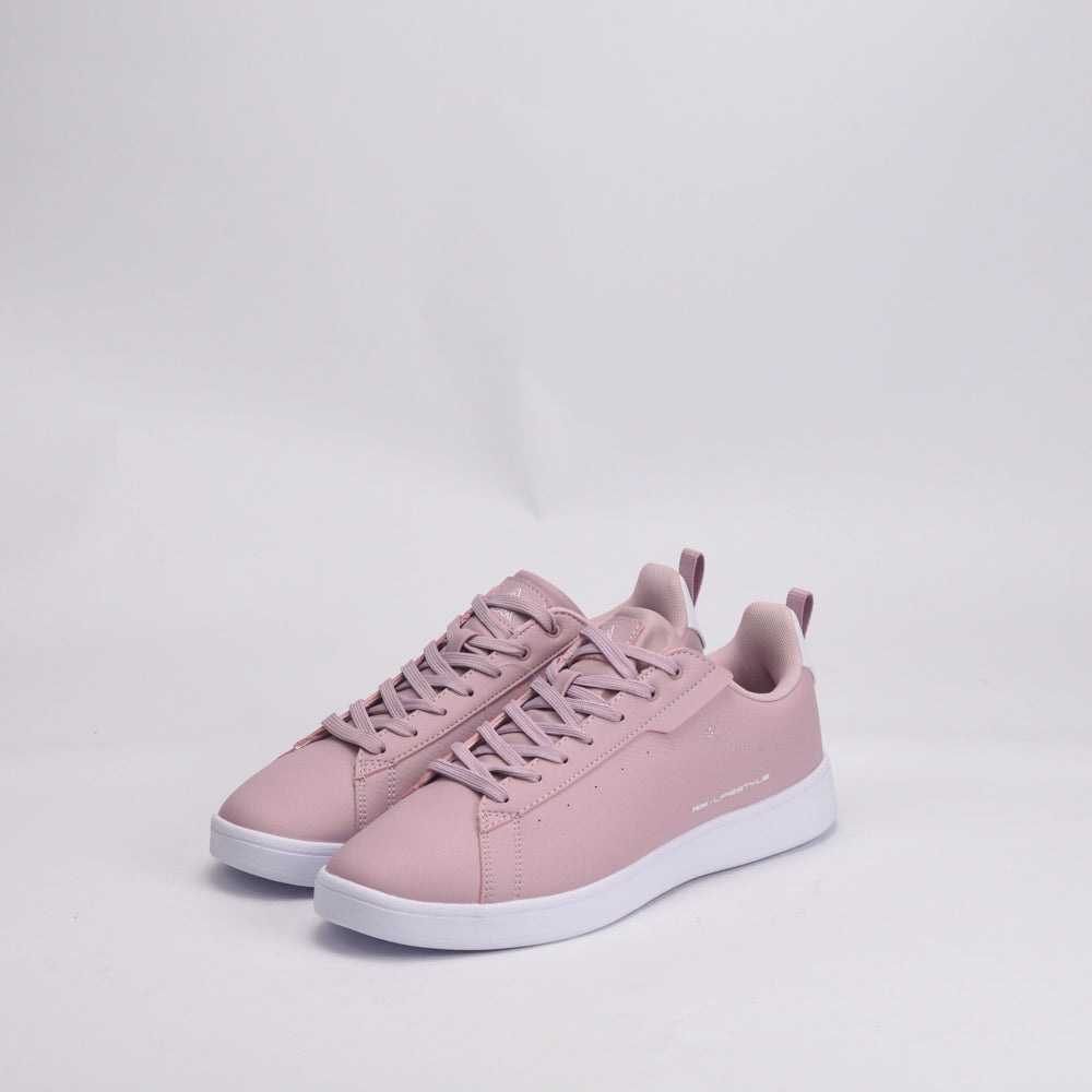 PEAK FOOTWEAR