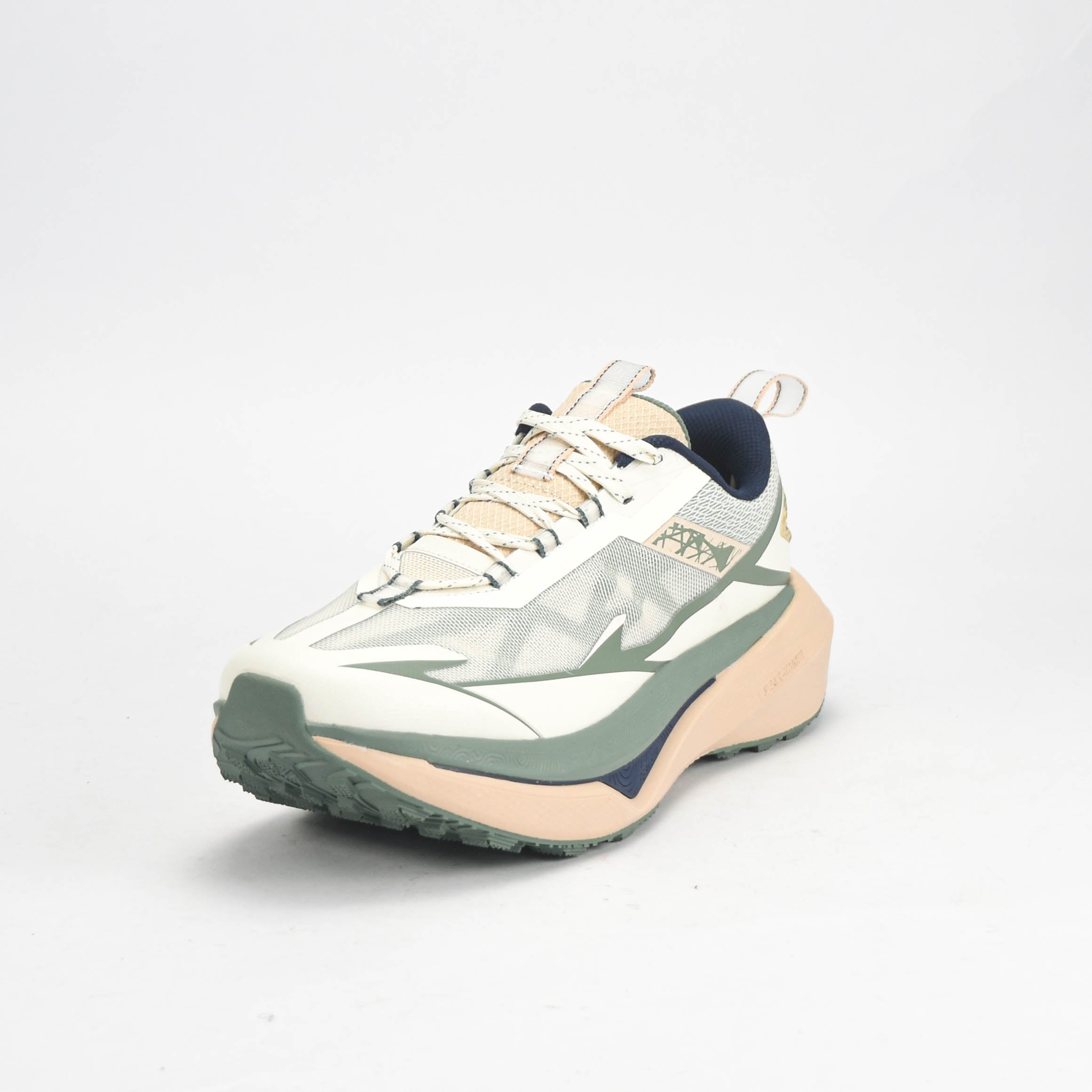 PEAK SHOES