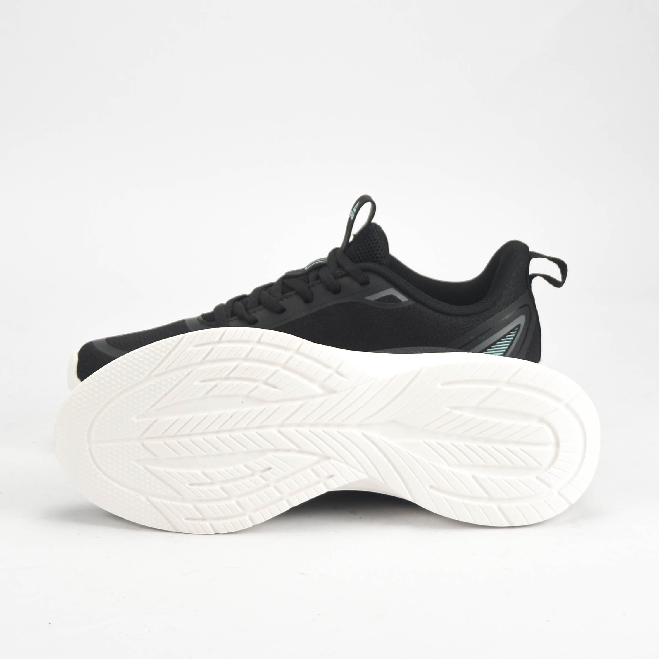 PEAK SHOES