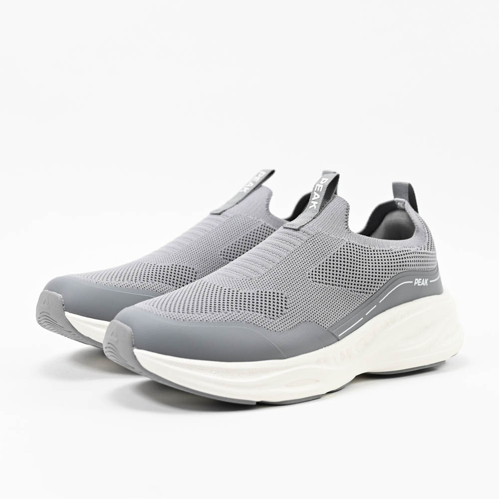 PEAK SHOES