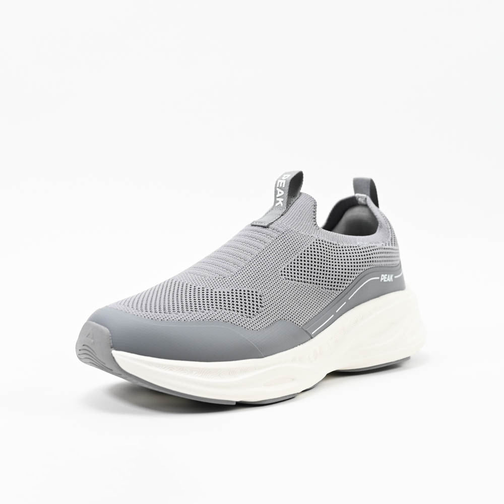 PEAK SHOES