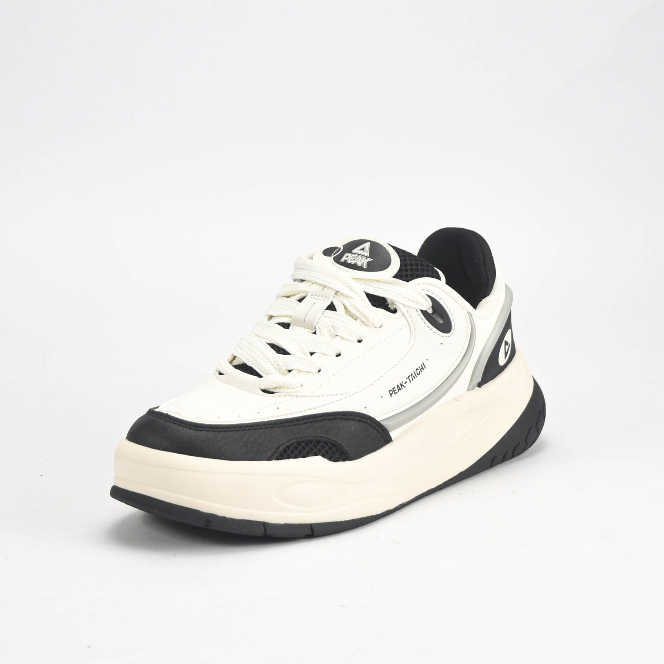 PEAK SHOES