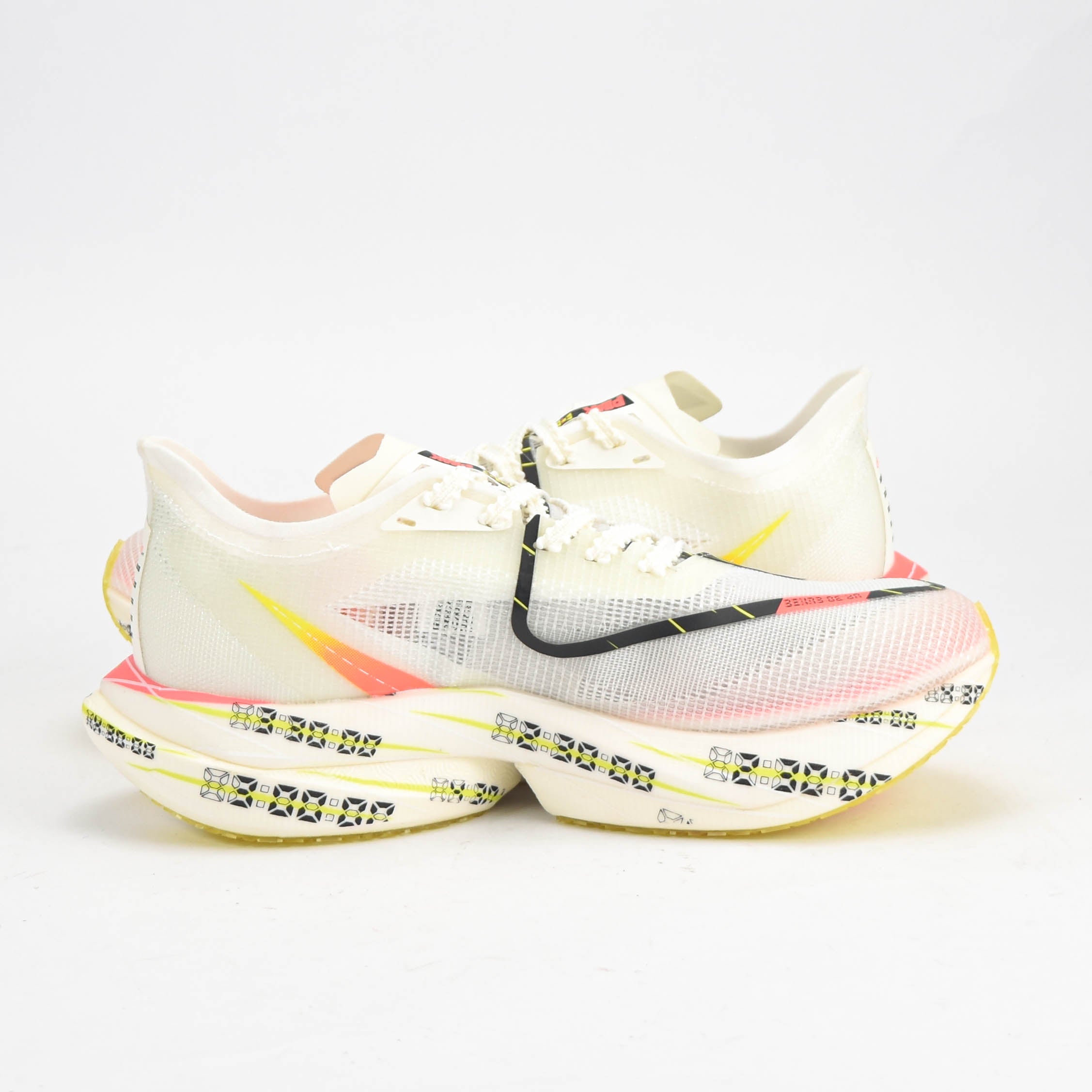 PEAK SHOES