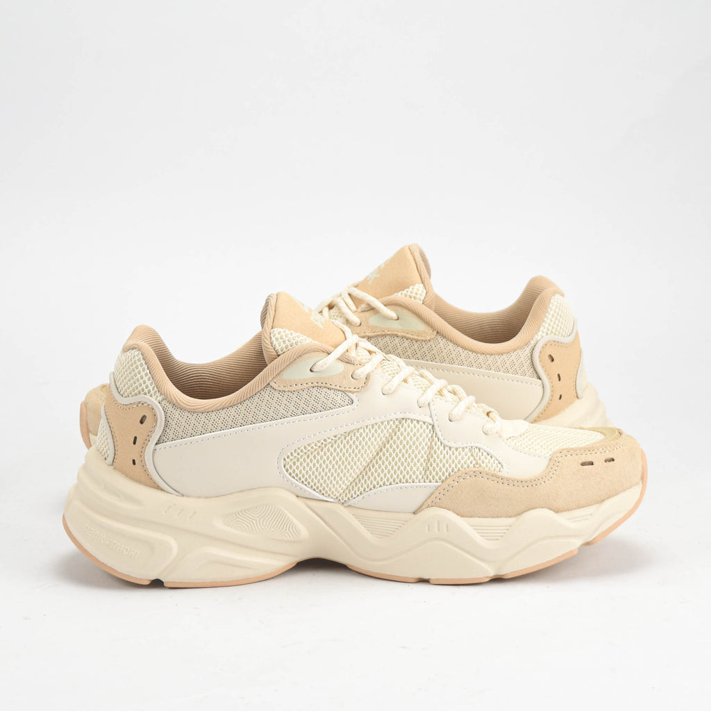 PEAK SHOES