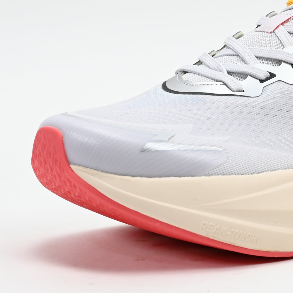 PEAK FOOTWEAR