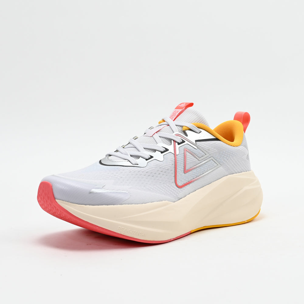 PEAK FOOTWEAR