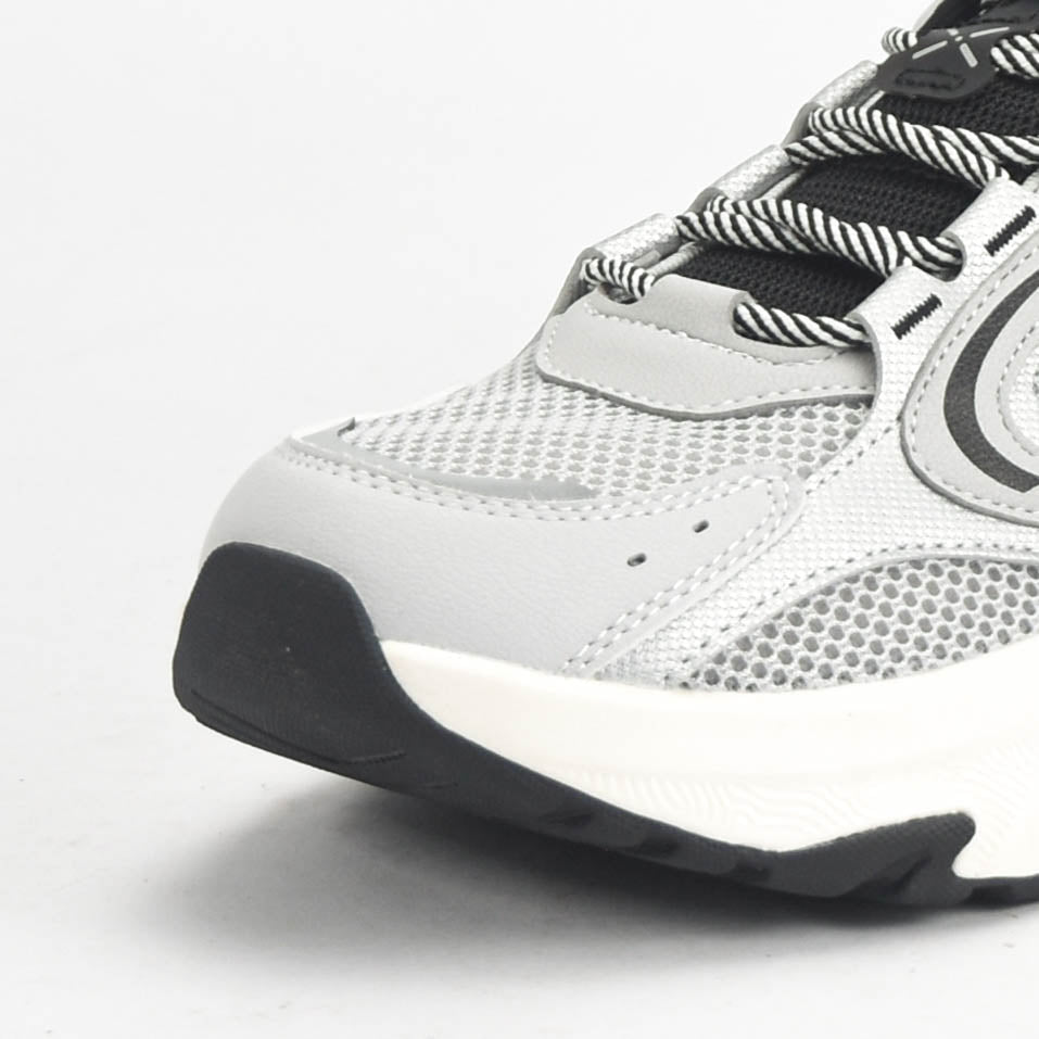 PEAK SHOES
