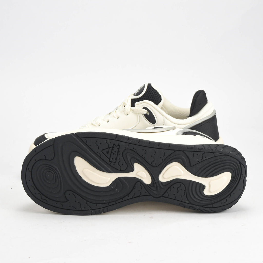 PEAK SHOES