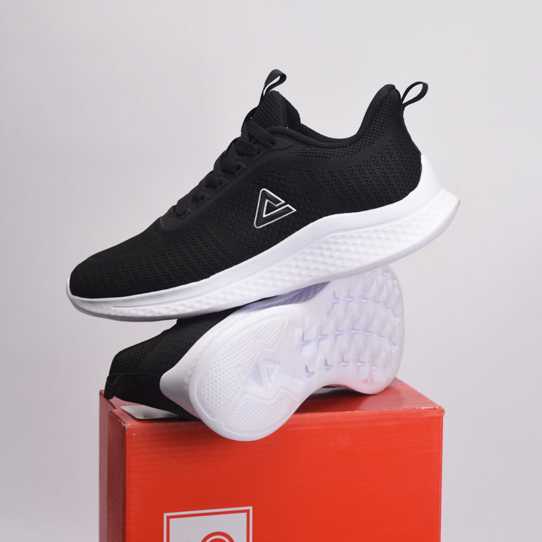 PEAK FOOTWEAR