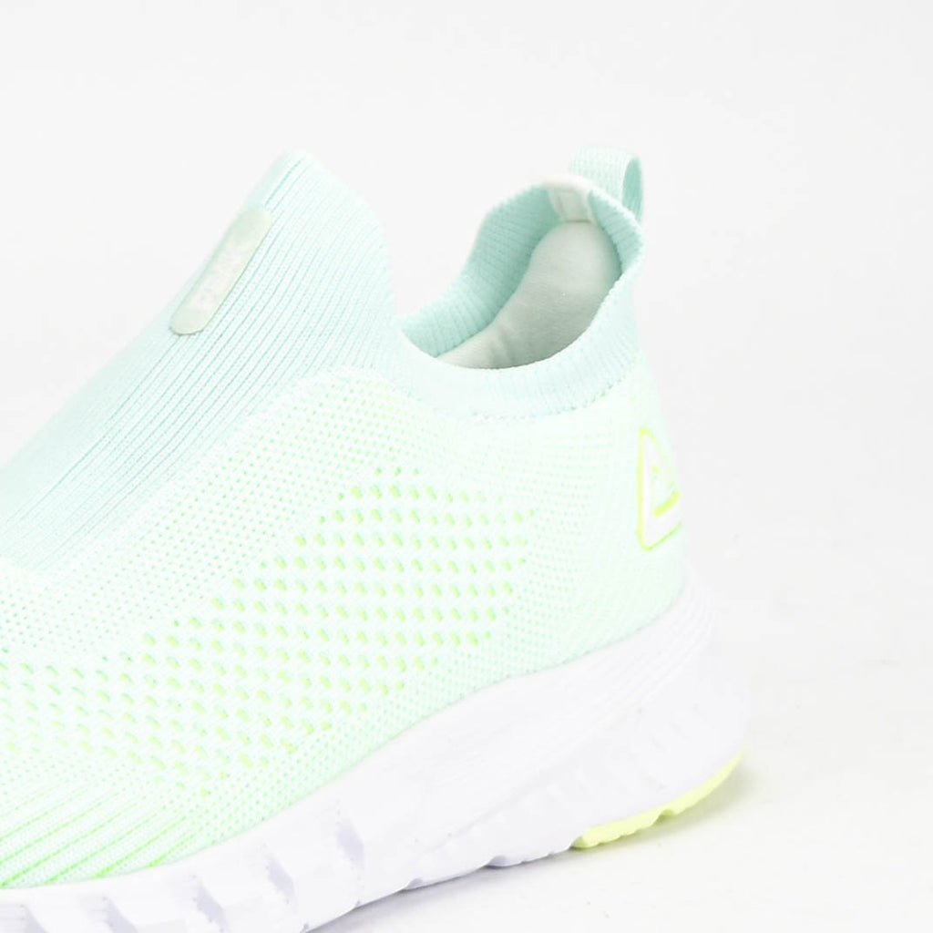 PEAK SHOES