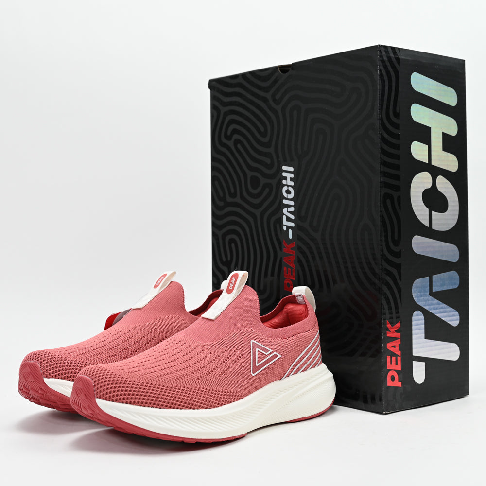 PEAK FOOTWEAR