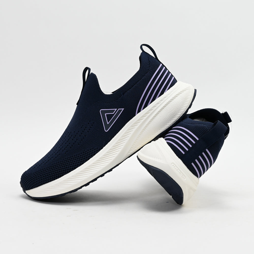 PEAK FOOTWEAR