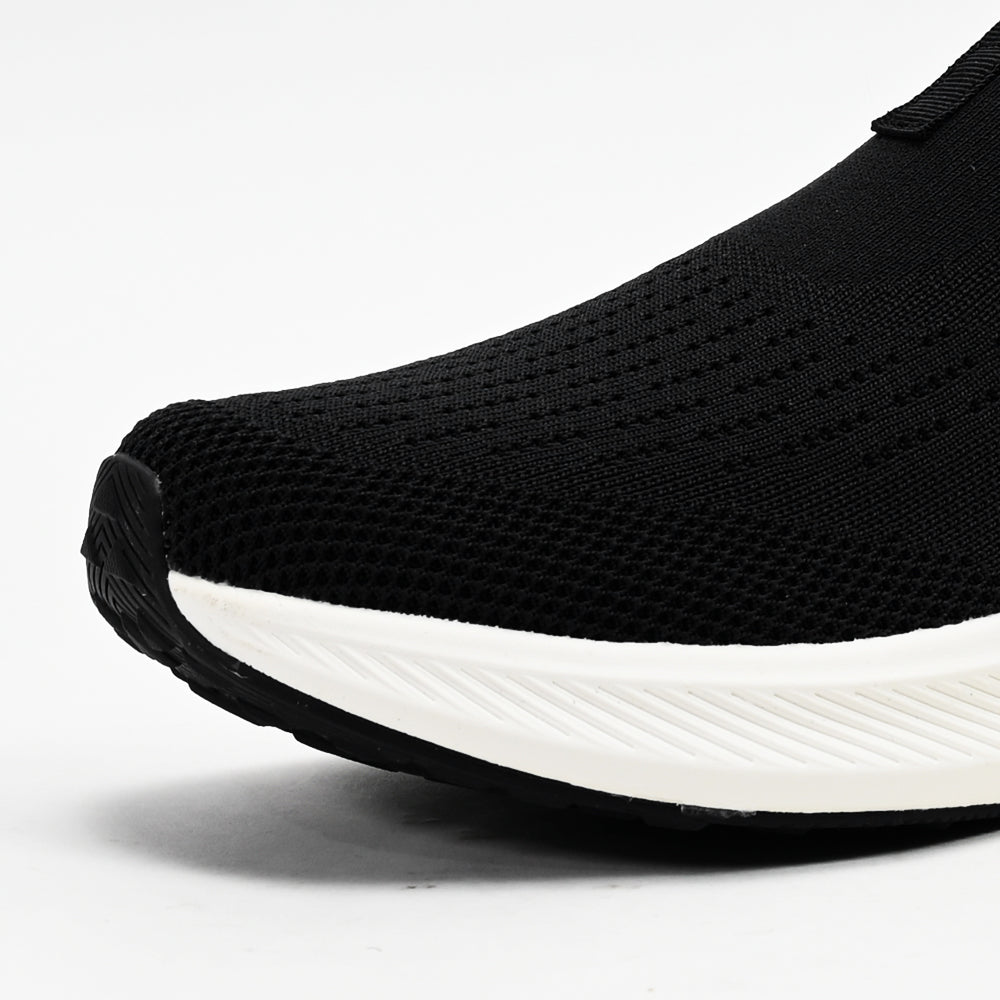 PEAK FOOTWEAR