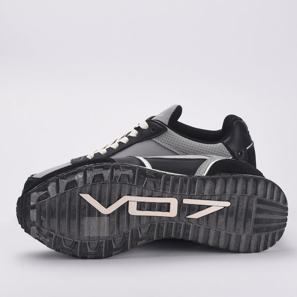 VO7 FOOTWEAR