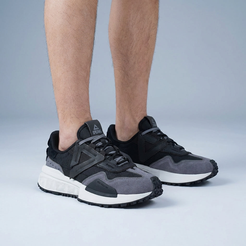 PEAK SHOES