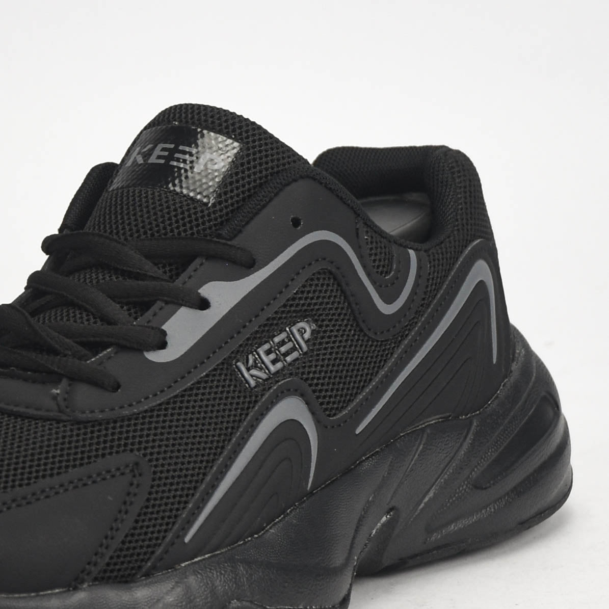 KEEP SHOES