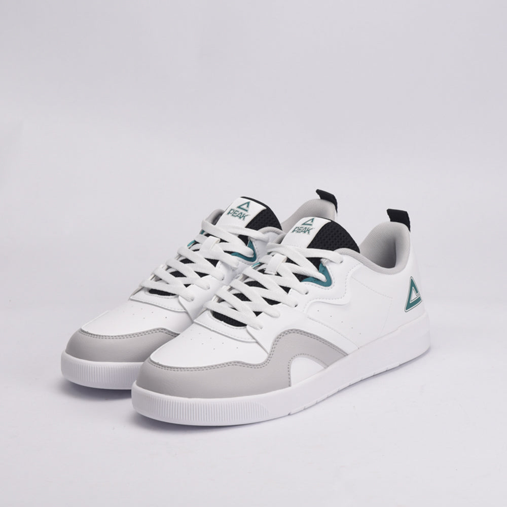 PEAK FOOTWEAR