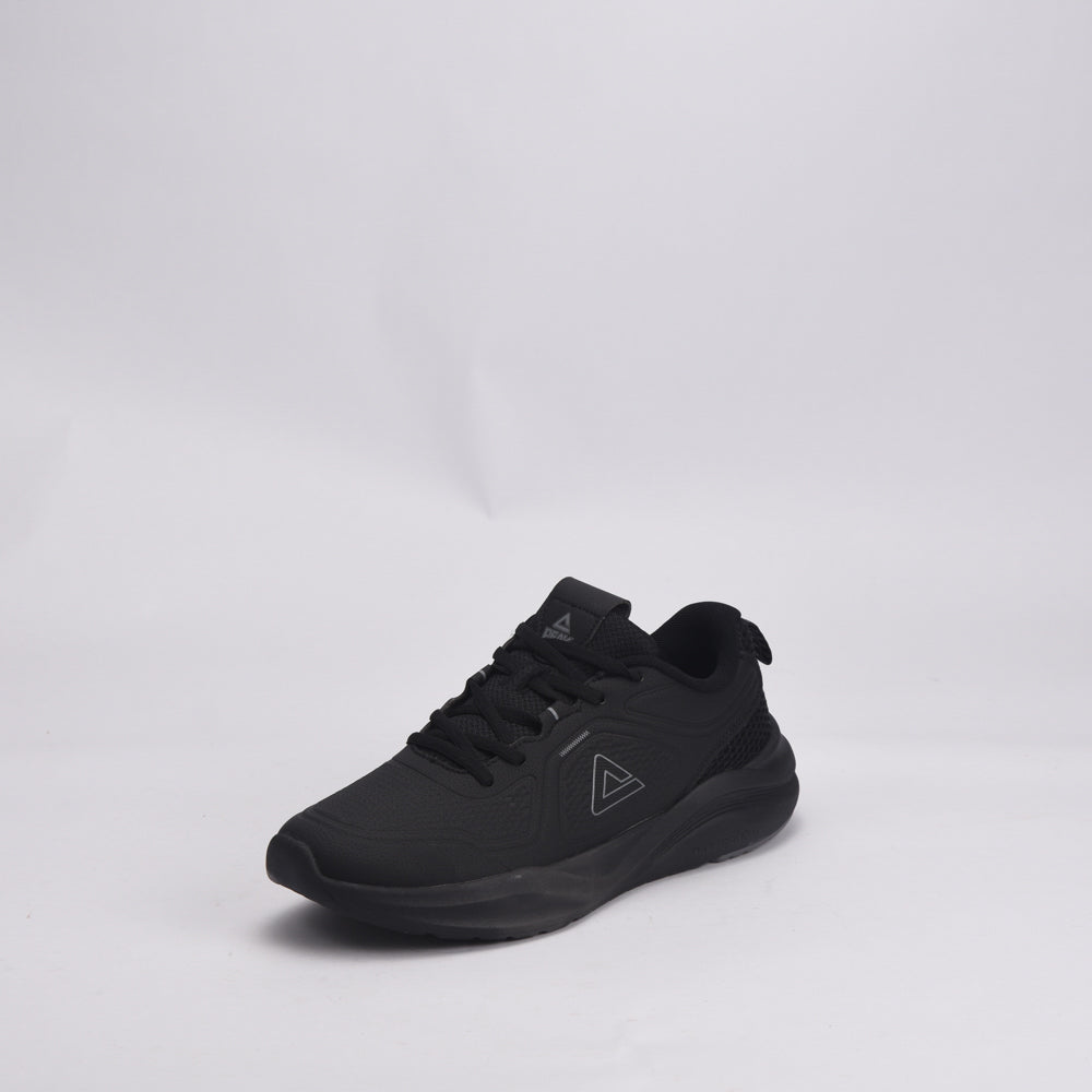 PEAK FOOTWEAR