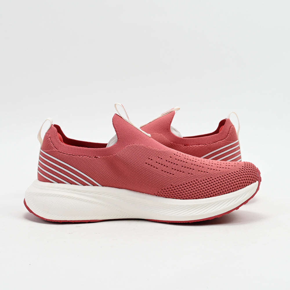 PEAK FOOTWEAR