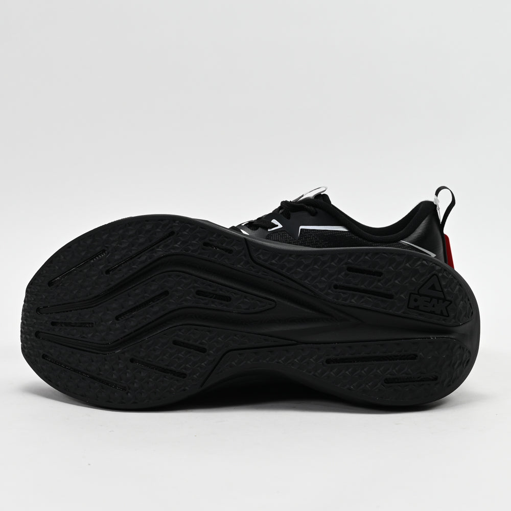 PEAK FOOTWEAR