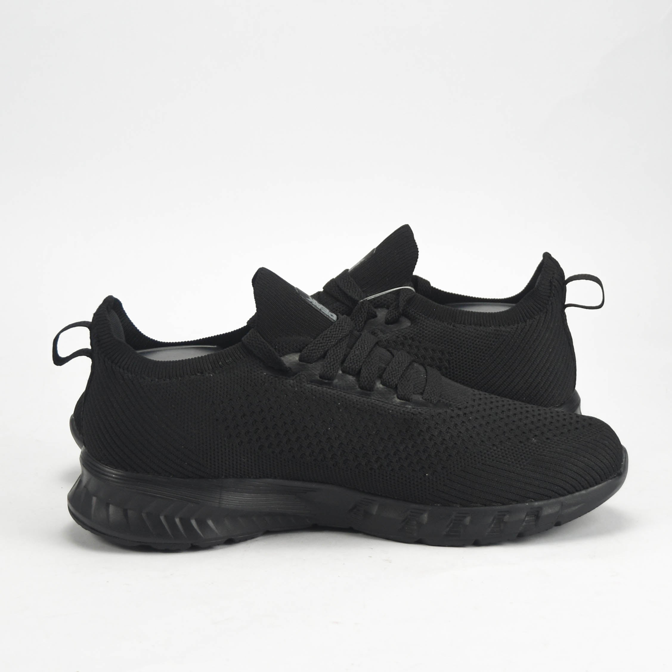 PEAK SHOES
