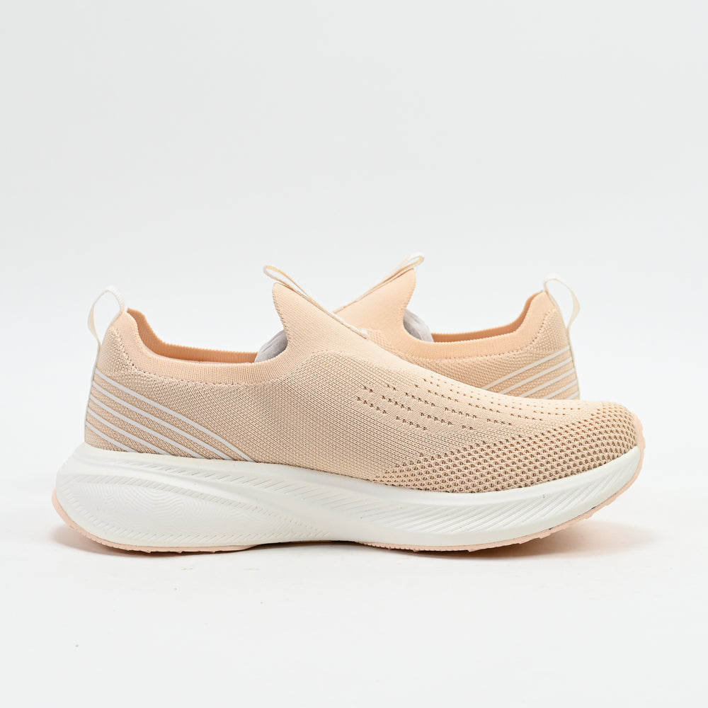 PEAK FOOTWEAR