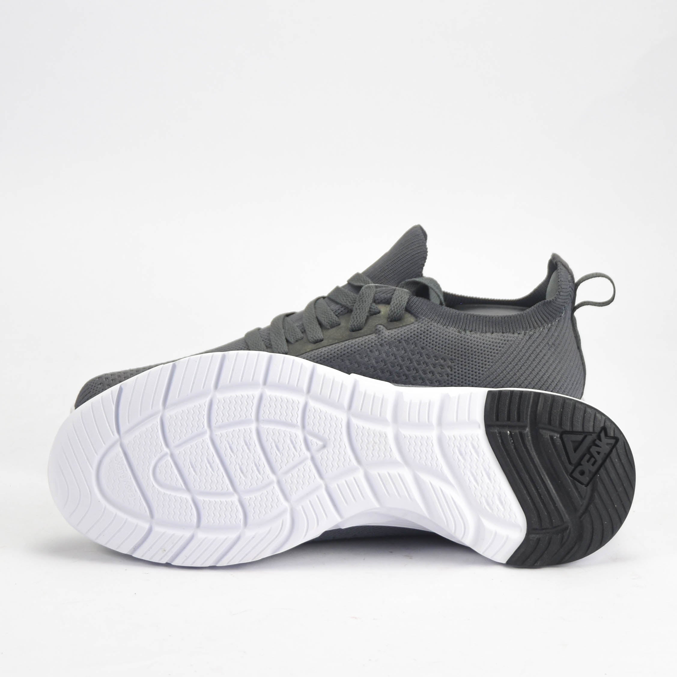 PEAK SHOES