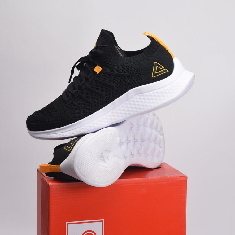 PEAK FOOTWEAR